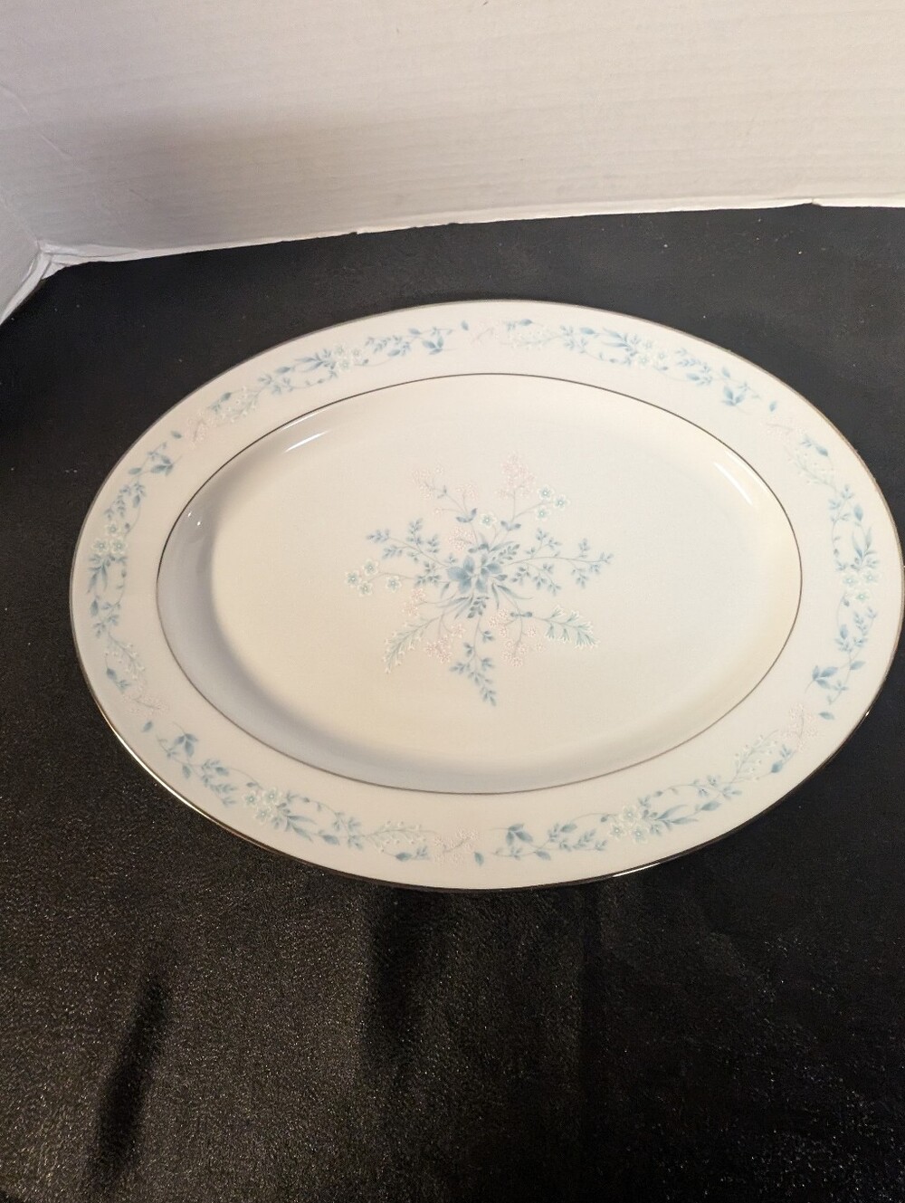 Noritake Carolyn 2693 13.5” serving meat platter tray china dish